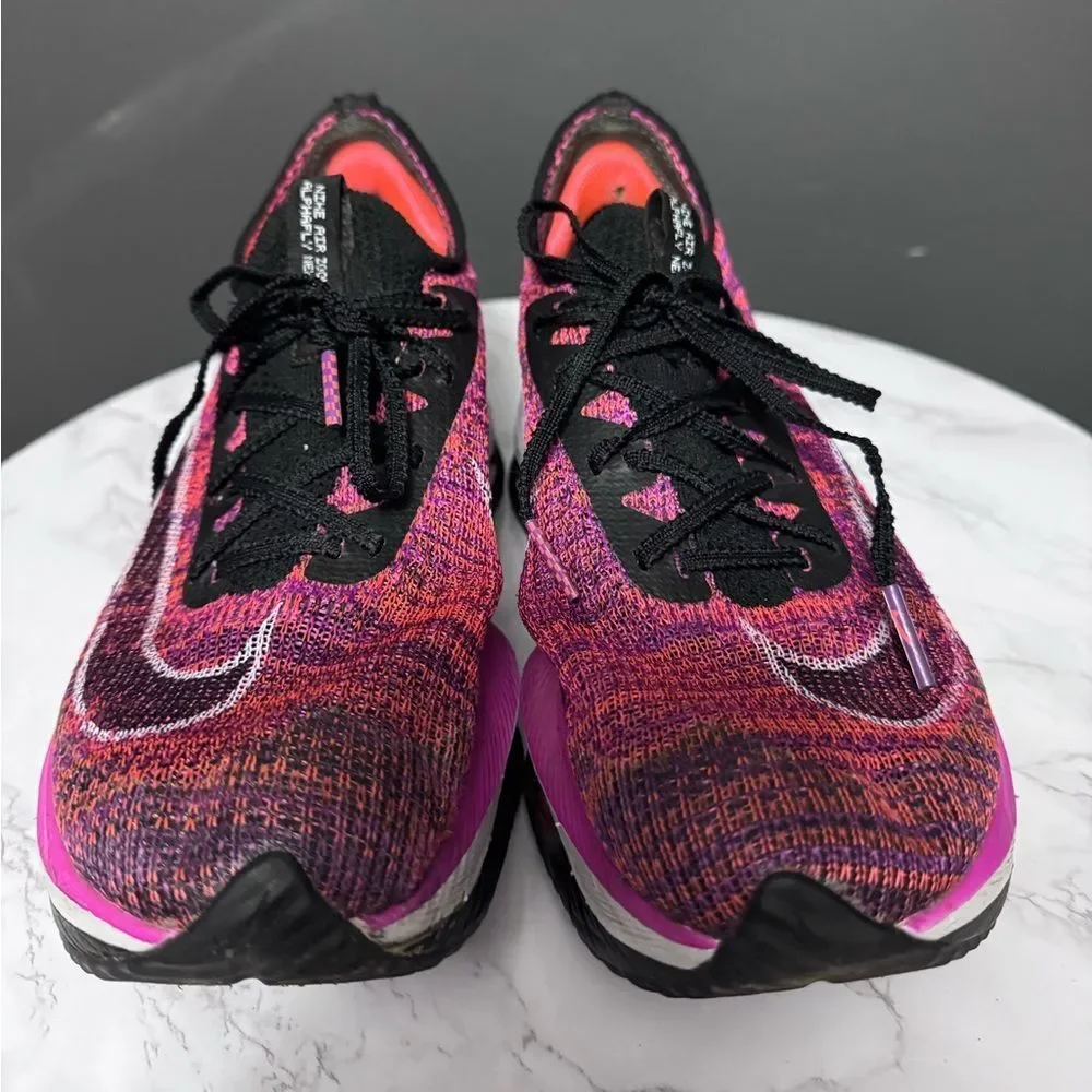 Nike Women's Pink Multi Flyknit Running Shoes - Picture 9 of 11